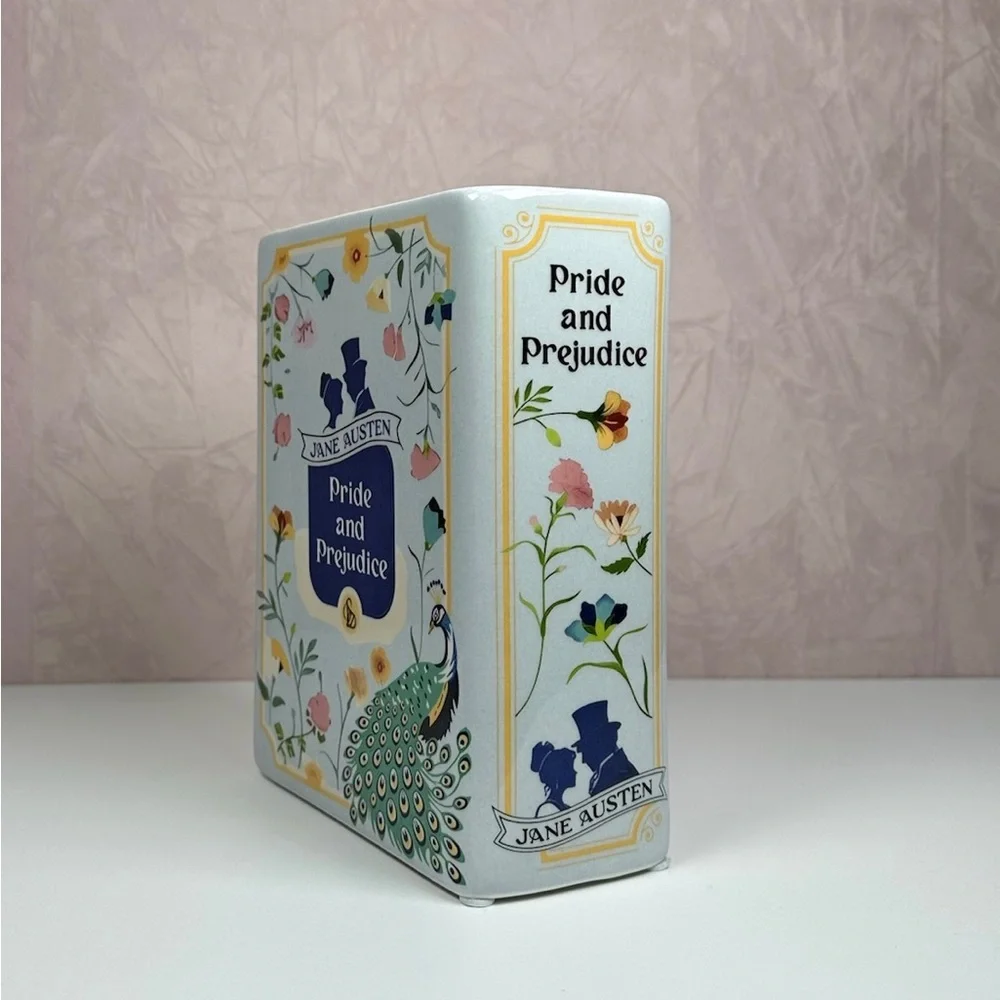 Jane Austen 'Pride and Prejudice' Decorative Vase